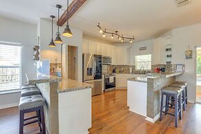 Pool & Spa: Spacious Port St Lucie Villa!