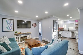 2 Mi to Frontier Park: Pet-friendly Retreat