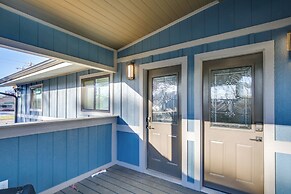 2 Mi to Frontier Park: Pet-friendly Retreat