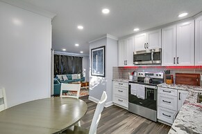 2 Mi to Frontier Park: Pet-friendly Retreat