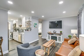 Easy Access to I-70: Sleek St Charles Home!