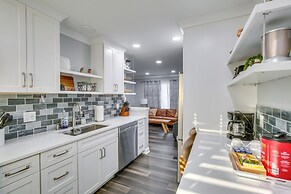 Easy Access to I-70: Sleek St Charles Home!