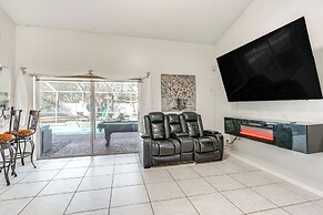 3 Mi to Marina: Riverview Family Home w/ Lanai!