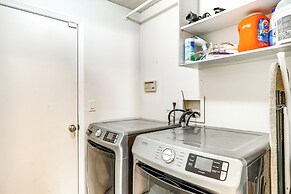 3 Mi to Marina: Riverview Family Home w/ Lanai!