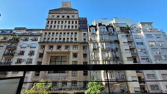 Luminoso, muy Completo y Bien Ubicado