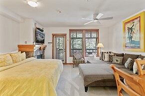 1106 - Studio Standard Eagle Springs West Studio