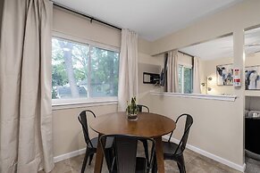Chic Remodeled Retreat Near Emu: Easy Commute 2 Bedroom Apts