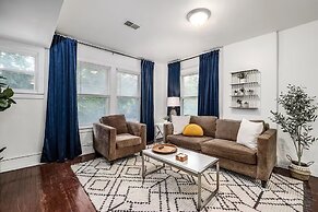 Pet-friendly Furnished Apt Near Emu Free Parking 2 Bedroom Apts