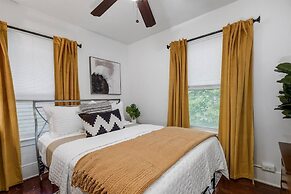 Pet-friendly Furnished Apt Near Emu Free Parking 2 Bedroom Apts