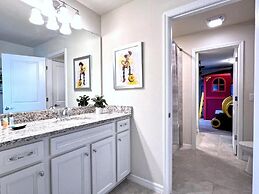 Stunning Themed 7 Bed Pool Home With Theater-3229l 7 Bedroom Home