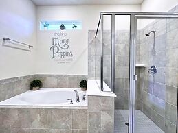 Stunning Themed 7 Bed Pool Home With Theater-3229l 7 Bedroom Home