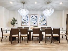 Stunning Themed 7 Bed Pool Home With Theater-3229l 7 Bedroom Home