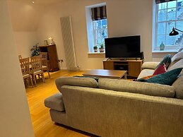 Executive Level Quartermile two Bedroom Apartment - Extremely Central