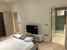 Executive Level Quartermile two Bedroom Apartment - Extremely Central