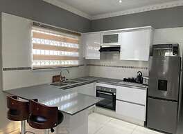 Kings View Exclusive Villas