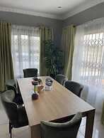 Kings View Exclusive Villas