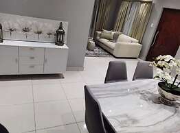 Kings View Exclusive Villas