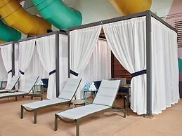 Great Wolf Lodge Webster