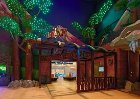 Great Wolf Lodge Webster