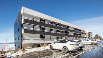 Alpine Hideaway With Balcony