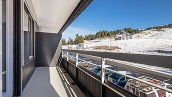 Alpine Hideaway With Balcony