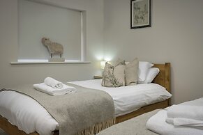 Mode Old School House