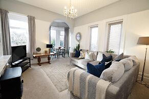 Mode Old School House