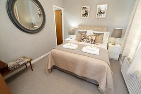 Mode Old School House