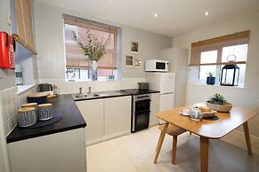 Mode Old School House