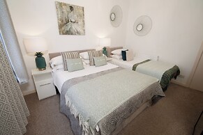 Mode Old School House