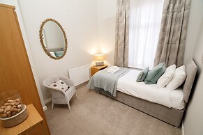 Mode Old School House