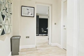Leeds City Center - 1 Bed - Baby Friendly