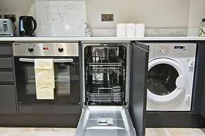 Leeds City Center - 1 Bed - Baby Friendly