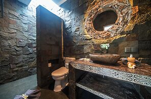 Luxury-Sang Villa-Central Sanur