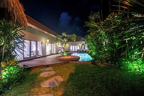Luxury-Sang Villa-Central Sanur