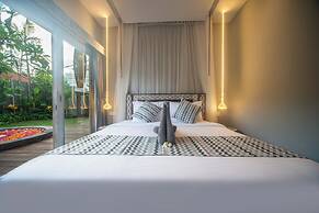 Luxury-Sang Villa-Central Sanur