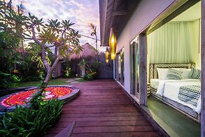 Luxury-Sang Villa-Central Sanur
