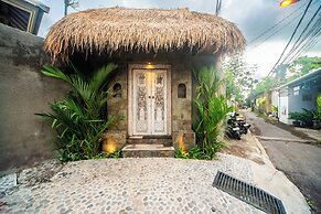 Luxury-Sang Villa-Central Sanur