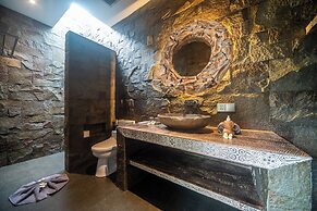 Luxury-Sang Villa-Central Sanur