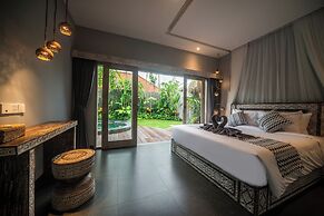 Luxury-Sang Villa-Central Sanur