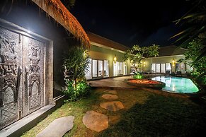 Luxury-Sang Villa-Central Sanur