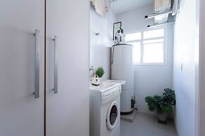 Cobertura com Piscina privativa e AC