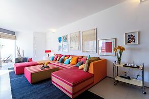 Cobertura com Piscina privativa e AC