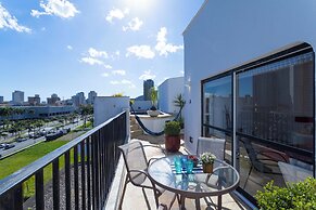 Cobertura com Piscina privativa e AC