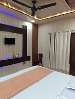 The Blue Rays Near Taj Mahal