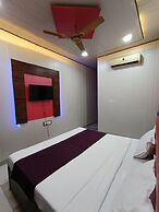 The Blue Rays Near Taj Mahal