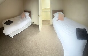 Scarborough - 4 Beds - Sea View - Pet Friendly