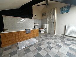 Scarborough - 4 Beds - Sea View - Pet Friendly