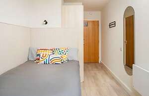 Student Only Apollo Court