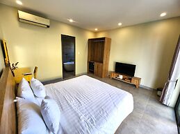 Sunny Shore Resort